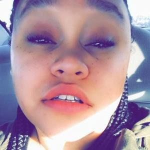 Meet your Posher, Bryona